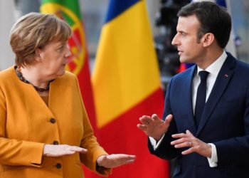 Negociatat/ Merkel përpiqet të bindë Macron të heqë dorë nga vetoja për Shqipërinë dhe Maqedoninë në takimin e nesërm