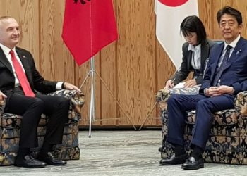 “Japonia një partner i rëndësishëm”/ Meta takim me kryeministrin e Japonisë: Të hiqen vizat për shqiptarët