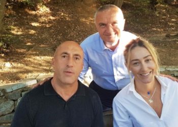 Meta i uron fitore Dardanëve, publikon foton krah Haradinajt dhe Anitës