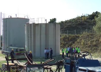 Bllokohen 298 ton karburant jashtë standardit në Finiq, Balluku: Një sulm frontal kundër informaliteti