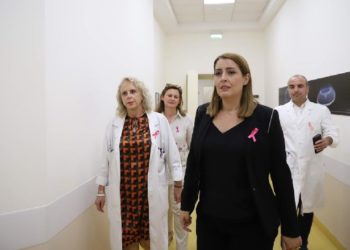 Manastirliu: Me instalimin e akseleratorit të dytë ulen rradhët e pritjes te spitali onkologjik në QSUT