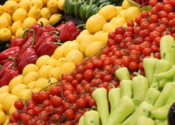 Mediat greke: Bllokohen 7 ton perime nga Shqipëria, kanë përmbajtje të lartë pesticidesh