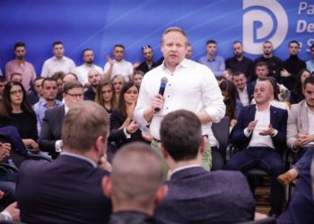 Kreu i të rinjve të CDU-së, thirrje rinisë shqiptare: Ju lutem, ndihmojeni Bashën të bëhet kryeministër