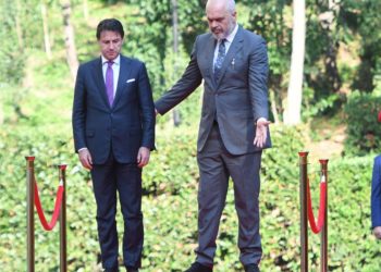 Pas Athinës, Rama udhëton drejt Romës për t’u takuar me homologun Conte