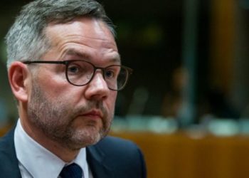 “Opozita nuk duhet të vërë bllokada”/ Ministri gjerman për negociatat: Kushtëzimi vjen nga Komisioni i BE, jo nga Bundestagu