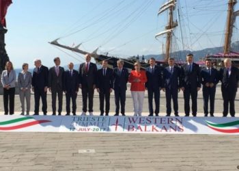 Liderët e Ballkanit ranë dakord për ‘minishengenin ballkanik’ në Samitin e Triestes me Merkel e Macron