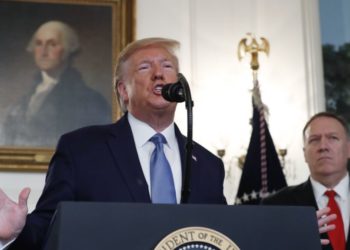 Trump shfuqizon sanksionet ndaj Turqisë: Lërini të tjerët të luftojnë mbi rërën e përgjakur