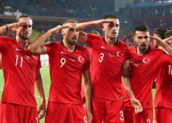 Përshëndetja ushtarake te festa e golit ndaj Shqipërisë, UEFA ka nisur hetimet ndaj Turqisë
