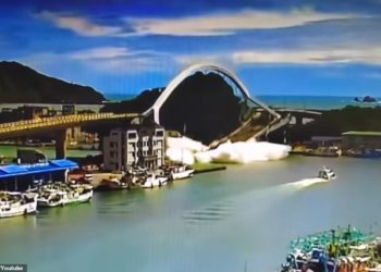 VIDEO/ Momente tmerri, ura 140 metra e gjatë shembet në Tajvan, dhjetra persona të bllokuar nën rrënoja