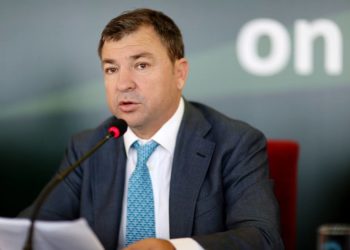 Një ish PD-ist tregon për “motrën e Gjushit”