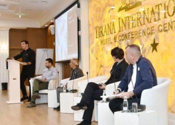 Transporti alternativ/ Veliaj: Jemi në pritje të autobusëve elektrikë, vëmendje të theksuar korsive të biçikletave