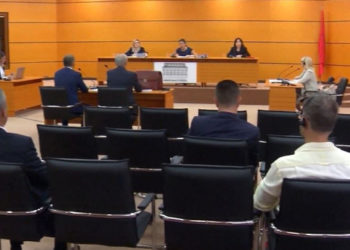 I frikësohet Vetting-ut/ Jep dorëheqjen Astrit Haxhialushi, njihuni me pasurinë e frikshme të gjyqtarit të Apelit