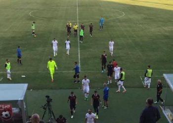 Vllaznia rikthehet te fitorja, Flamurtari ‘zhytet’ në krizë