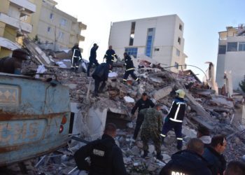 Shkon në 32 numri i viktimave të tërmetit, nxirret trupi i pajetë i Kastriot Cakonit