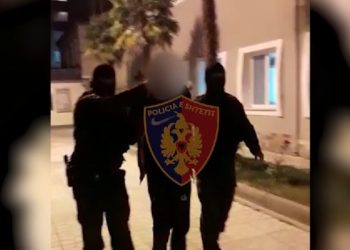 Porositi një vrasje, italianit i sekuestrohen 5 apartamente dhe 13 garazhe në Durrës