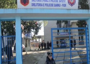 Fier/Sherri me thika mes kushërinjve në Fier, dërgon 3 prej tyre në spital