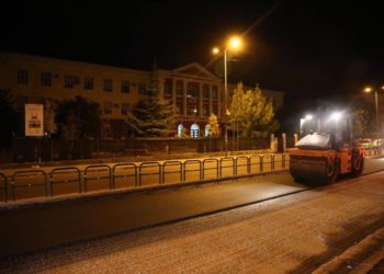 Asfaltohet rruga e Elbasanit, Veliaj: Pas mega-kolektorit nëntokësor, edhe një rrugë fringo e re (Foto)