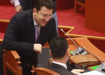 Patozi kujton Sokol Olldashin: Mungon edhe për ata që nuk e deshën!