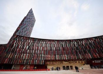 “AIR ALBANIA STADIUM”/ Ja si e vlerësojnë gazetat e mëdha franceze