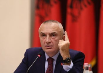 Presidenca publikon arsyetimin voluminoz të Metës për dekretimin e Marsida Xhaferllarit si anëtare e Kushtetueses