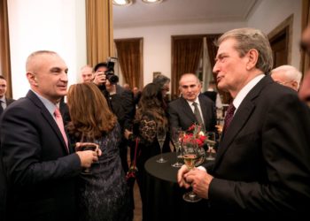 Meta kërkon zgjidhje nga Sali Berisha, pret sot në zyrë “pikën e tij të dobët”
