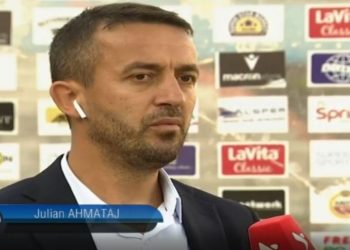 “Bomba” e Ahmatajt pas humbjes në Korçë: Kam paraqitur dorëheqjen, te Tirana mendojnë si të largojnë trajnerin…