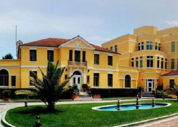 Ngërçi në Kushtetuese/ SHBA: Çështja të çohet në Komisionin e Venecias dhe të respektohet opinioni i tyre