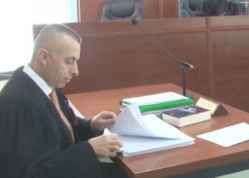 Dyshimet për prokurorin Ndoja, si i dhuruan bashkëshortes së tij 196 mijë m2 tokë