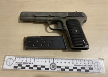 Lëvizte me armë në qytet, policia arreston 39-vjeçarin në Kurbin