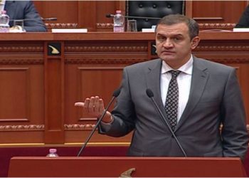 Beqaj: Ulja e çmimit të ilaçeve, suksesi ynë. Ku gabuam me reformat!