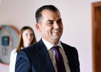 I rrezikohet karriera nga biznesmeni, anëtari i Kushtetueses Besnik Muçi sjell prova para KPA