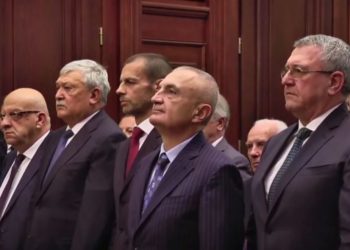Meta dekoron kreun e UEFA-s, Aleksandër Ceferin