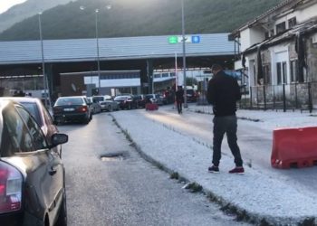 Transportonte drejt Kosovës 4 sirianë, arrestohet në Kukës 52-vjeçari nga Tirana