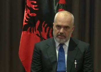 Rama: Gati ligji special kundër grupeve kriminale dhe “KÇK”, Kosovës s’i sjell asgjë të mirë vetëpërjashtimi
