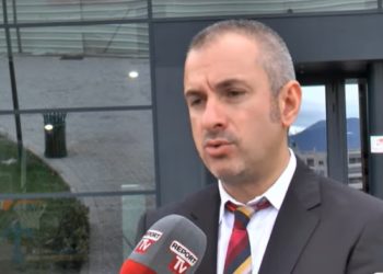 Bushati ironizon Bashën: Ka qenë përgjumësh kur i është ofruar kontrata e lobimit rus