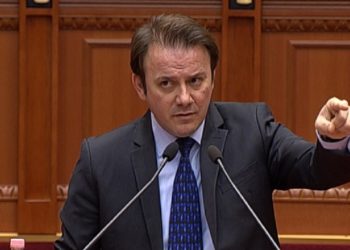 “Kushtetuesja”/ Ralf Gjoni: Duhet të zbatojmë ligjin, jemi mësuar t’i bëjmë gjërat me një të rënë lapsi