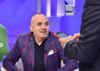 “Një kryetar bashkie do të digjet”, Artan Hoxha: Ka video. E publikoj javës tjetër