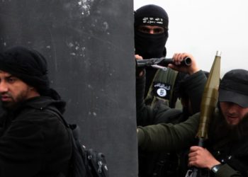 Turqia do të kthejë në vendet e tyre militantët e burgosur të IS-it