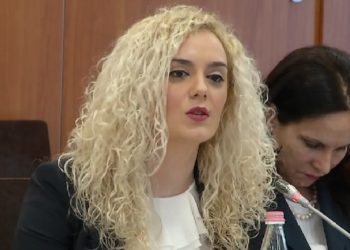“Pse ia dhashë 45 mijë m2 katrorë tokë Pal Seçunit”, rrëfimi i Jonana Qeleshit nxjerr detaje nga dosja e Gjirit të Lalzit