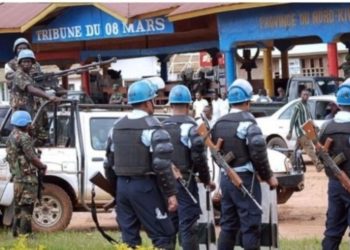 Afrika/Bazës së Kombeve të Bashkuara i vihet zjarri për mosreagim ndaj terroristëve