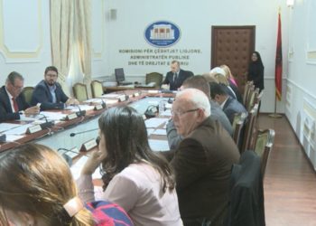 Vakanca në “Kushtetuese”, Komisioni i Ligjeve çon për votim tre kandidatë