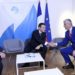 Presidentët e Kosovës dhe Serbisë takohen në Paris me ndërmjetësimin e Macron