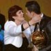 “Mafia ka dëmtuar tim bir”, mamaja e CR7 në sulm: Do kishte më shumë “Topa të Artë”