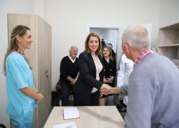 Manastirliu: Në vitin 2020 do të rikonstruktohen 120 qendra shëndetësore