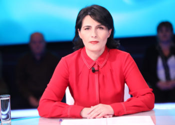 Dosjet në makinën e Ndojës/ Arta Marku nis verifikimet për rastin e prokurorit të Durrësit