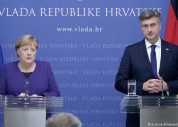 Merkel përsërit në Zagreb apelin për Shqipërinë dhe MV: Të hapen negociatat sa më shpejt me BE-në