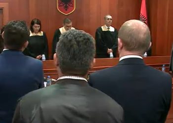 Meta e emëroi gjyqtar në Kushtetuese, Vettingu shkarkon nga detyra Besnik Muçin, e dogji pasuria