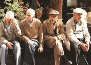 Shqiptarët jetojnë më gjatë në Ballkan, por më pak se europianët. Shihni tabelën si renditen