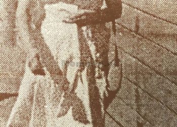 U lye me buzëkuq dhe bënte xhiro/ Historia e rrallë e Nora Prosit: Zinë le t’ja mbajë Nexhmija…