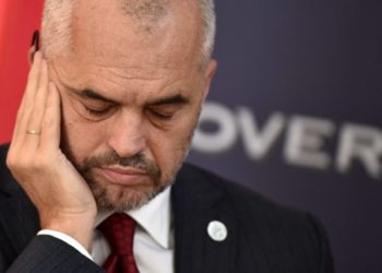 Mbi gabimet e Edi Ramës dhe sulmet nganjëherë histerike kundër tij nga çarshia digjitale e Kosovës